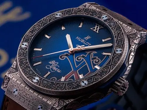 Fuente Uhr by Manny Iriarte