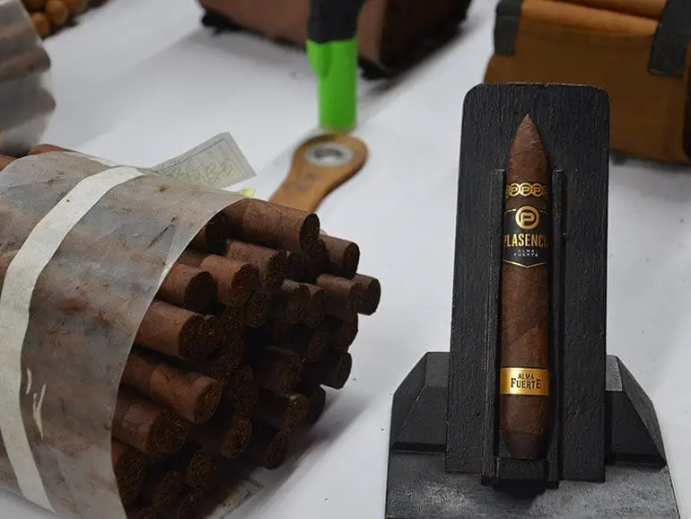 Pasencia Zigarre Alma Fuerte