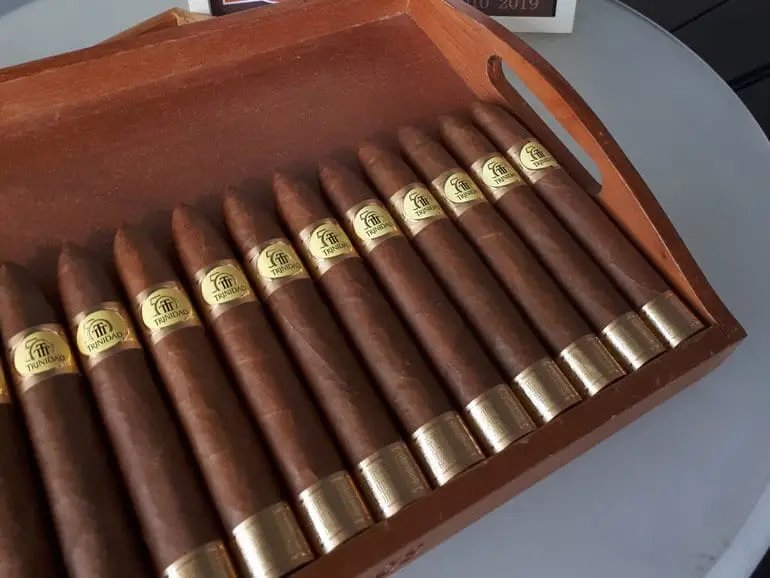 Trinidad 50th aniversario figurado