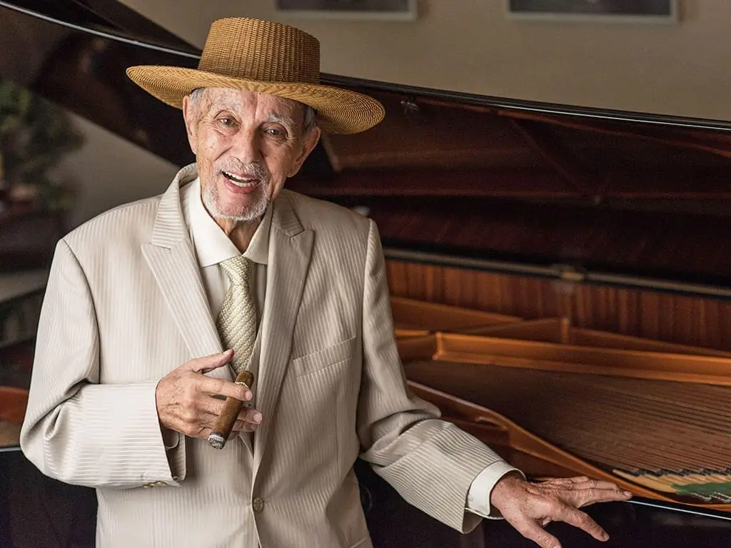 Cigar Legend & Musician: Avo Uvezian