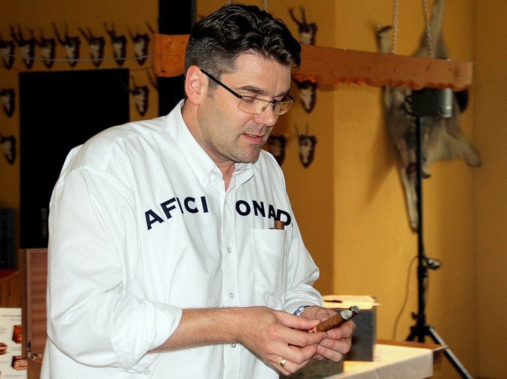 marc andre tasting 1 vitola 3 types of storage explaining