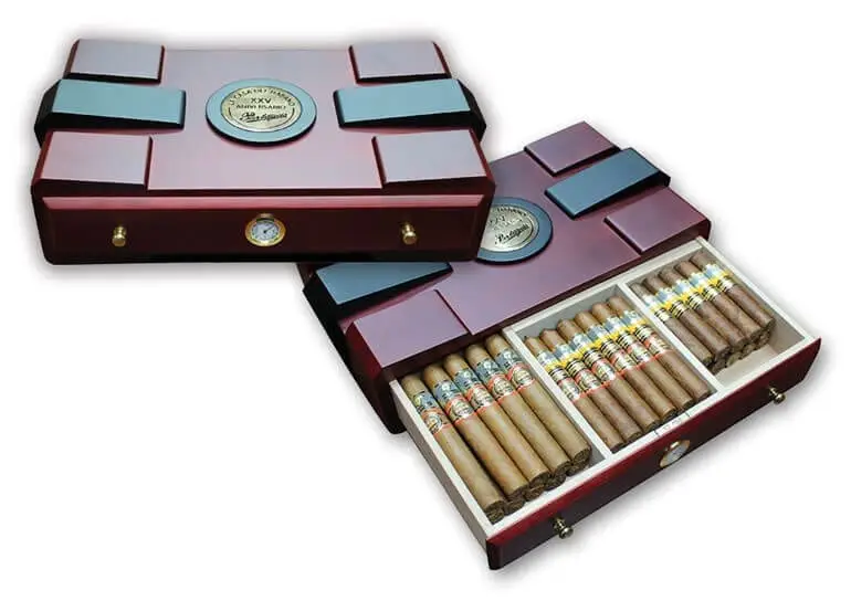 Casa del Habano Partagas Humidor